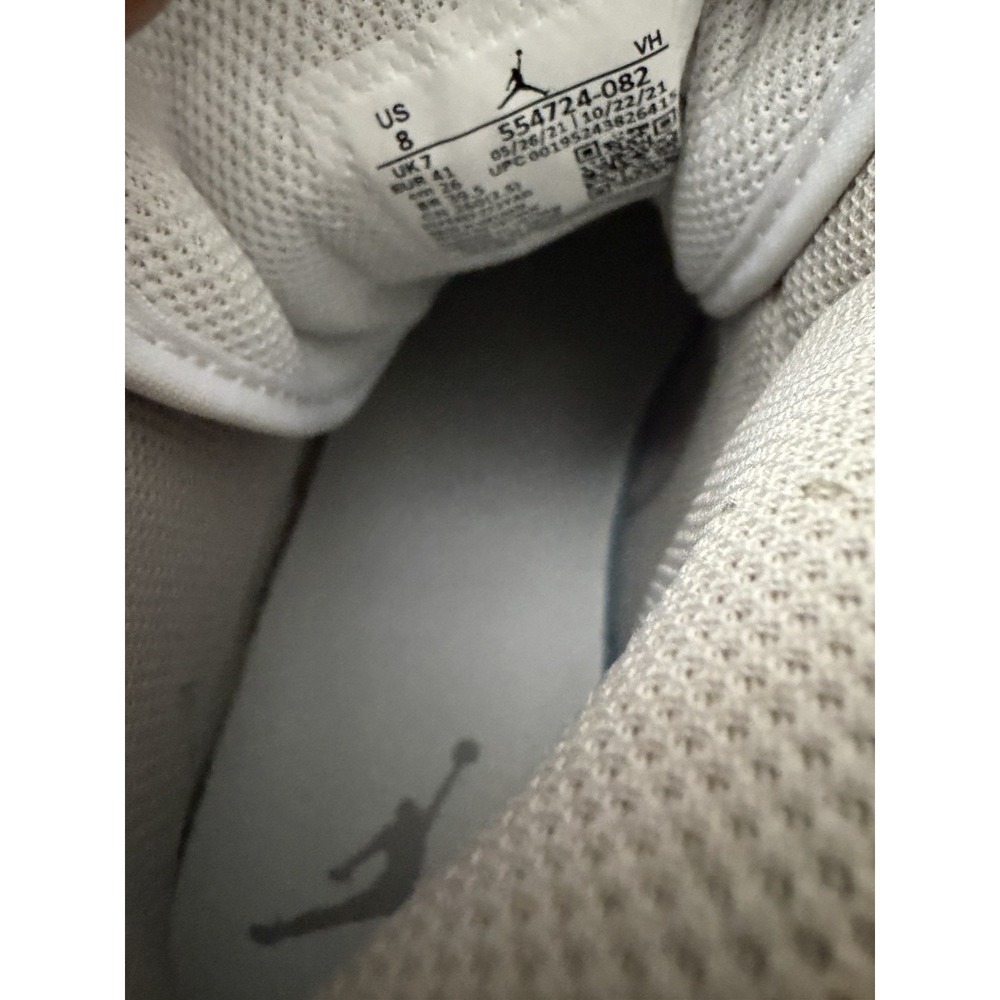 Nike Air Jordan 1 Mid Linen College Grey 554724-082 Mens Size 8 - Picture 10 of 10
